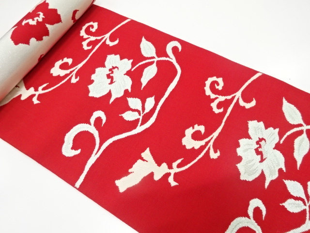 アンティーク　花唐草模様織り出し　八寸帯地反物